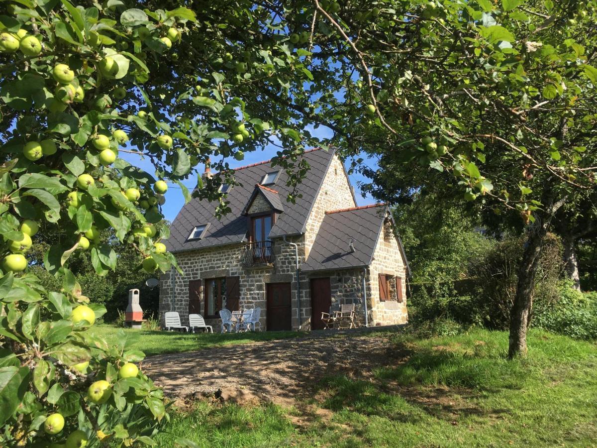 Beauficel The Gingerbread House Cottage מראה חיצוני תמונה